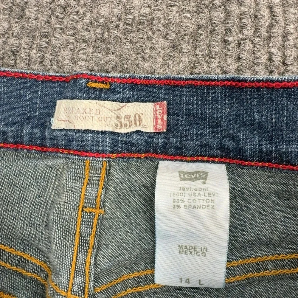 Levis measurements waist